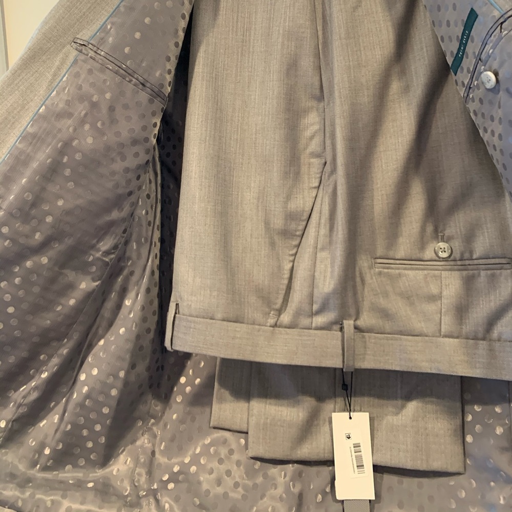 Perry Ellis Suit - Picture 2 of 7